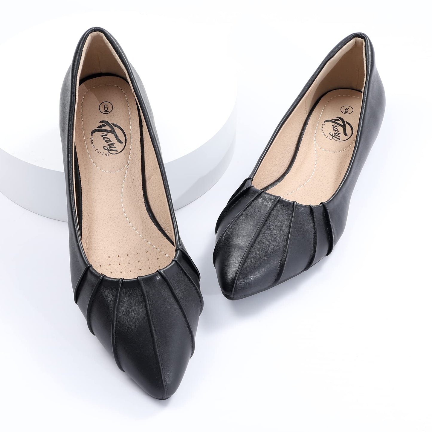 Pleated Pointed Toe Ballet Flat